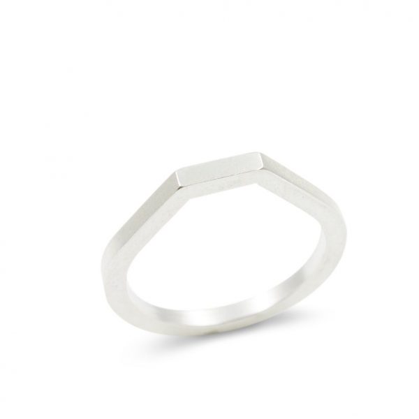 Anillo de plata 925 mate, sección cuadrada 2x2mm.