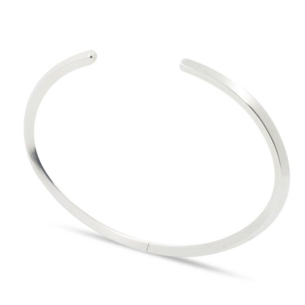 Pulsera rígida de plata 925 maciza, acabado mate. Sección cuadrada de 3x3mm.