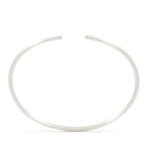 Pulsera rígida de plata 925 maciza, acabado mate. Sección cuadrada de 2x2mm.