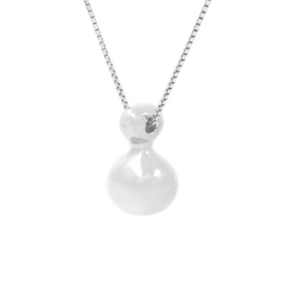 Colgante de plata 925. Cadena "veneciana" 45cm.  Objeto diseñado y fabricado artesanalmente en Madrid, España, por el estudio-taller de malicia. Este colgante ha sido fabricado por personas que disfrutan su trabajo.